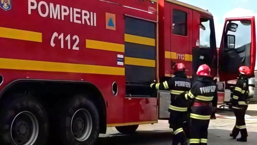 Incendiu puternic la o gospodărie din Cenad, județul Timiș