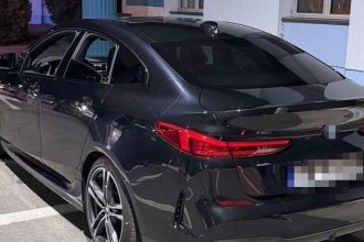 Mașină căutată în Slovacia, descoperită la frontiera Moravița