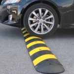 Revoltă la Moșnița Nouă din cauza calmatoarelor de viteză de pe DJ 595D