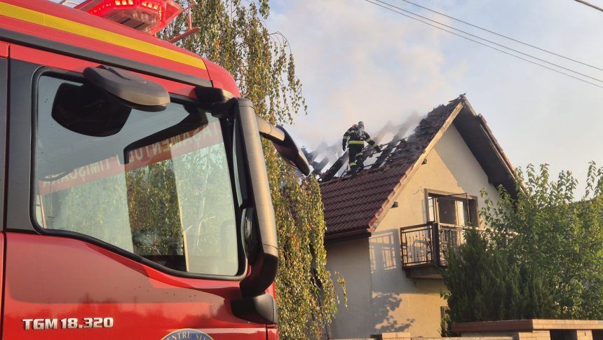 Incendiu la o casă din Dudeștii Noi. Pompierii au scos patru butelii GPL