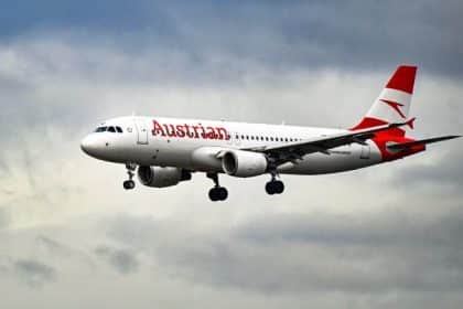 Alertă cu bombă la un avion de pasageri, lângă granița României