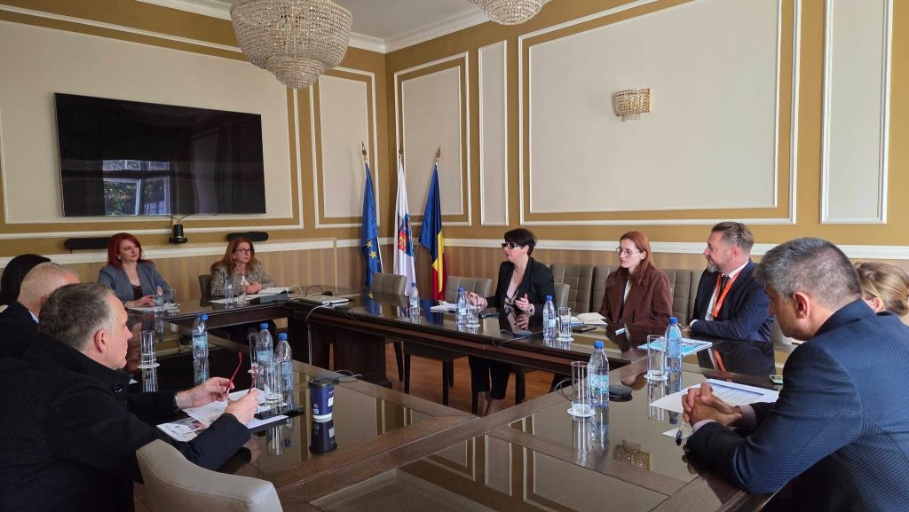 Timișoara, selectată într-un program pentru tratarea dependențelor la copii.