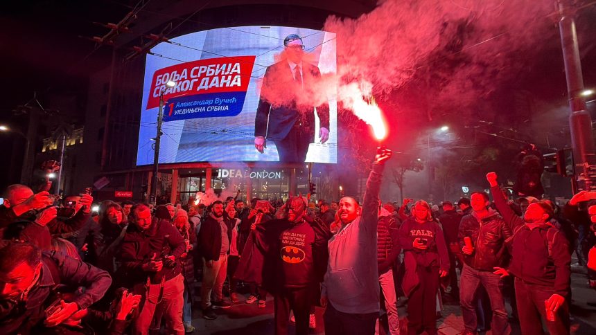 Studenții câștigă alegerile din Serbia. Vučić își recunoaște înfrângerea
