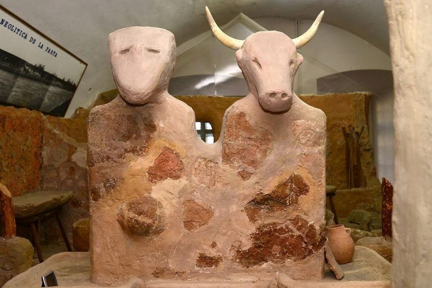 Reprezentarea feminină și capul de taur din sanctuarul neolitic de la Parța, județul Timiș Copiază