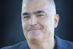 Cezar-Gheorghe-Presul-rapitei-in-cadere