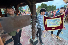 Prohodul-Domnului-la-Biserica-din-Mosnita-Noua2